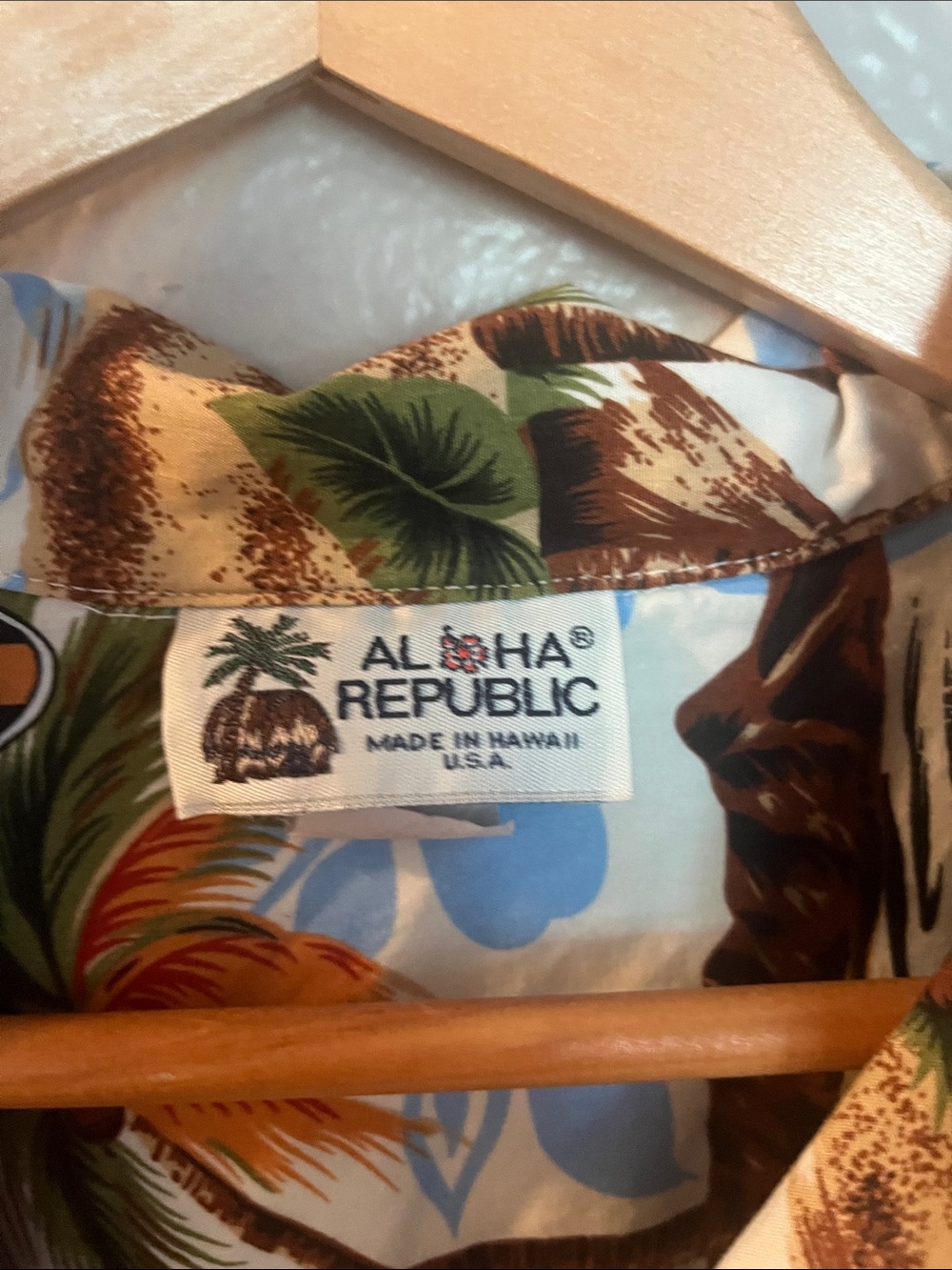 Aloha Republic Surfboard & Palm Print Made in Hawaii Hawaiian Cotton Shirt XL - Picture 2 of 5